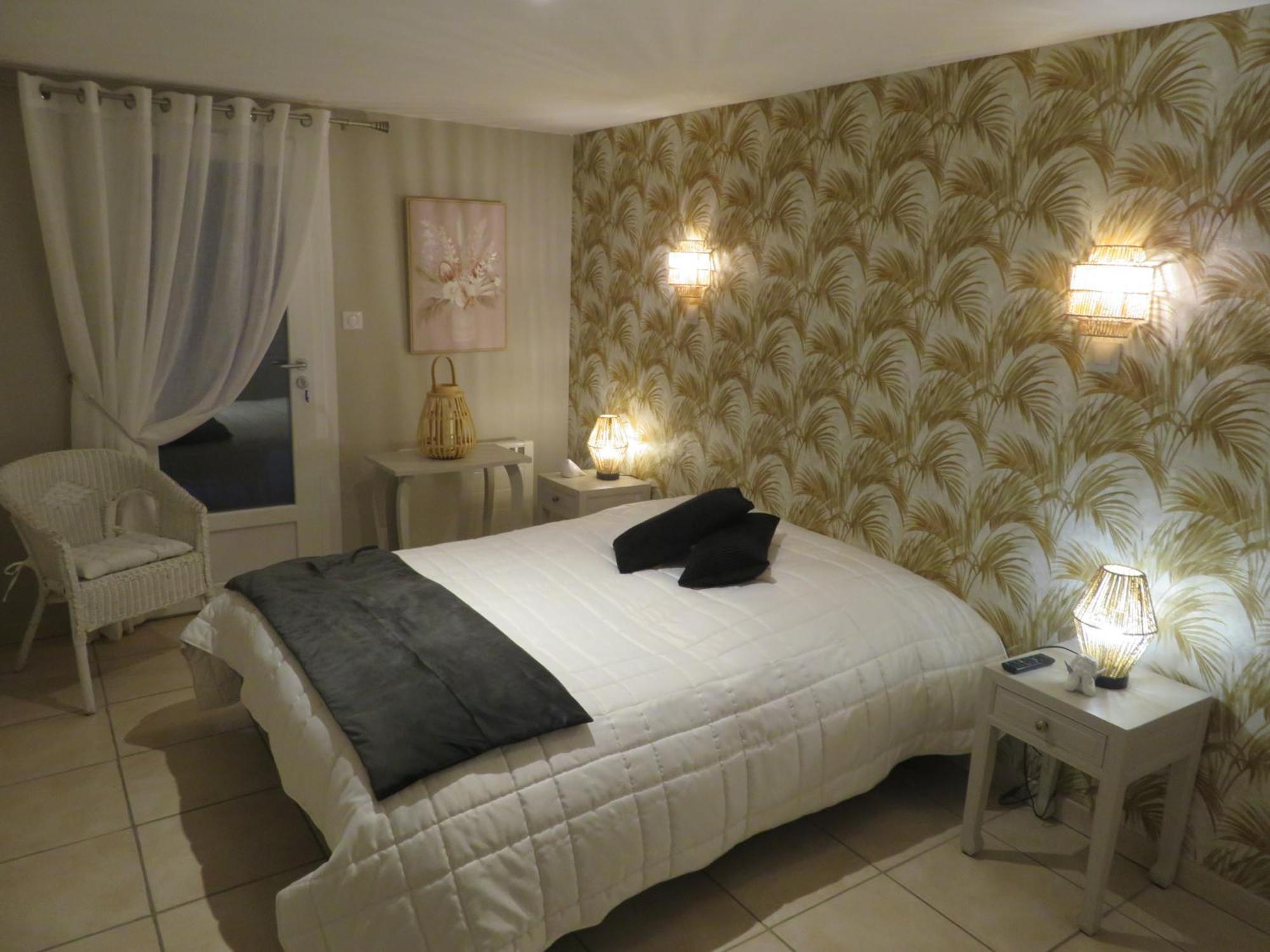 Le Colombie Gouleme Bed & Breakfast Concores Exterior photo