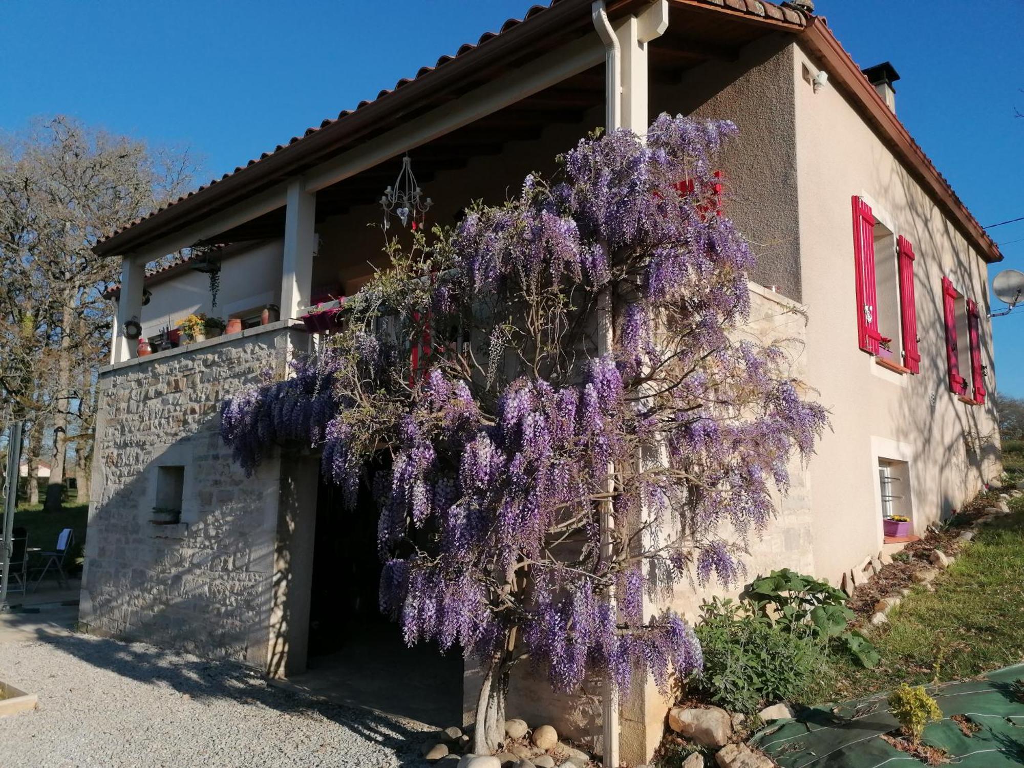Le Colombie Gouleme Bed & Breakfast Concores Exterior photo